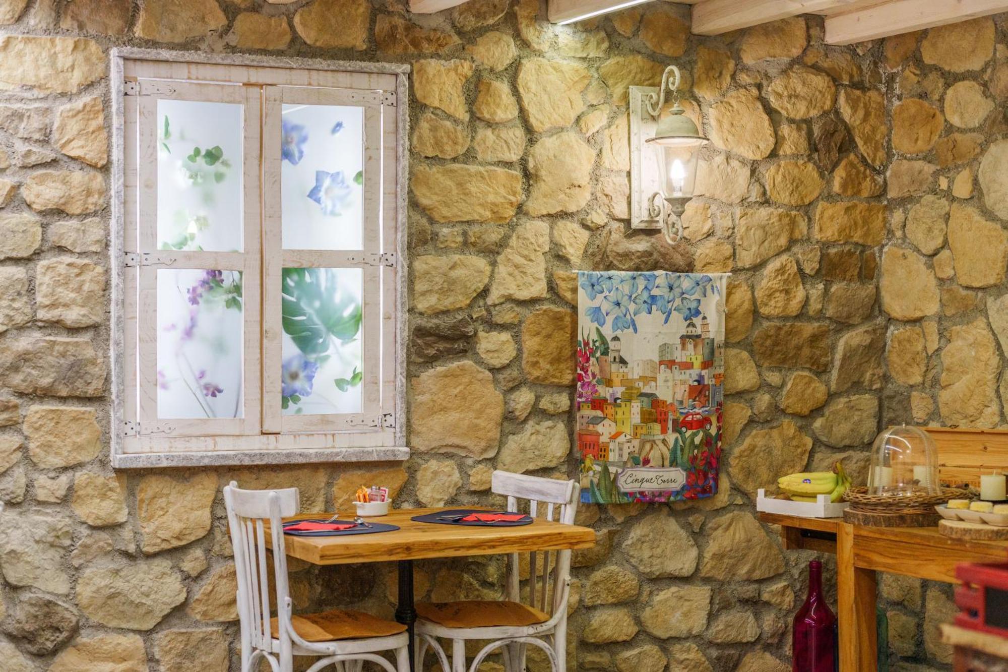 La Rocca Maison De Charme Монелья Экстерьер фото